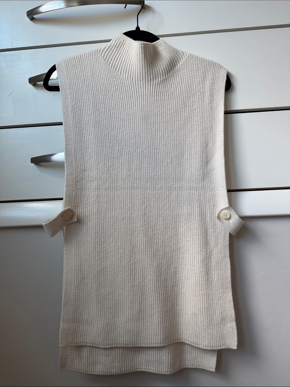 Banana Republic Cream Sleeveless Mock Neck Knit Tunic